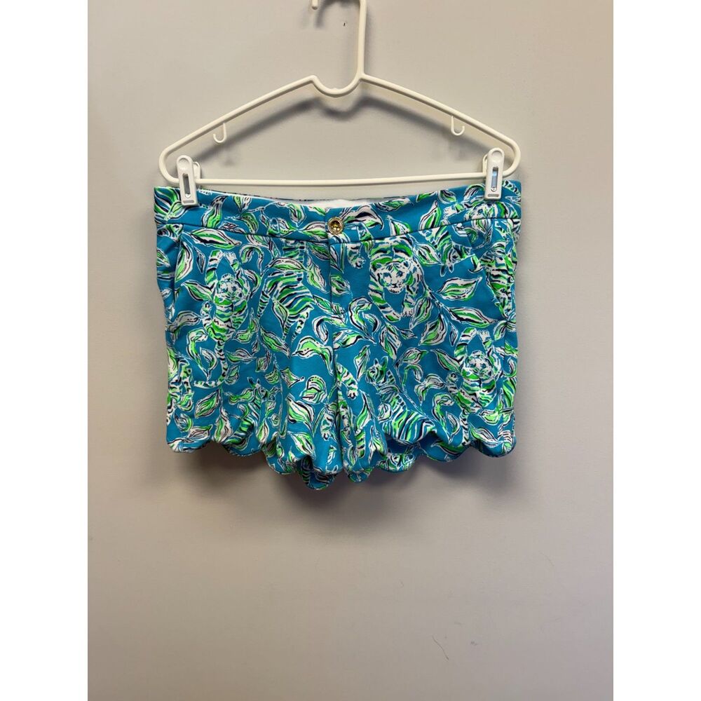 Lilly Pulitzer Buttercup Scallop Hem Shorts Blue Green Tiger Print Size 8